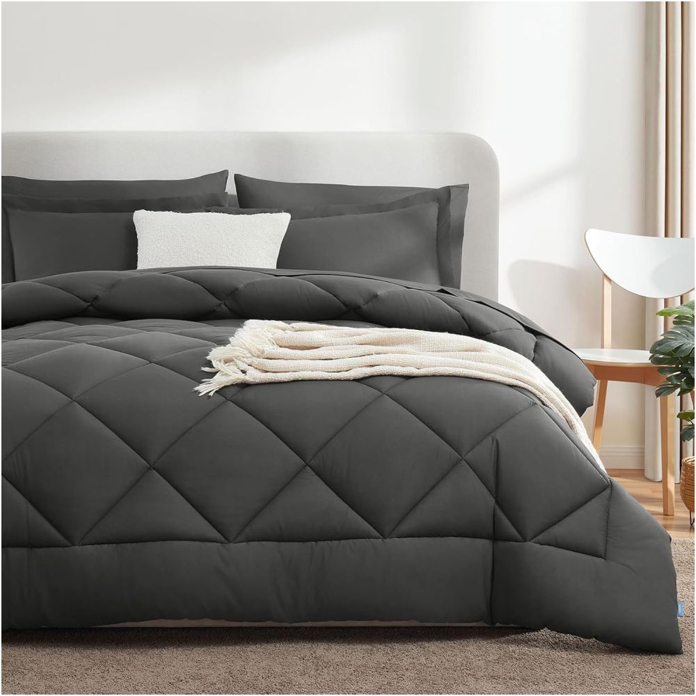 Nestfyhome Street-Chic Brushed Quilted Bedding Set – Modern 3 Piece Diamond Wave Duvet Cover, Solid Color Minimalist Comforter Cover for Urban Living & Contemporary Studio Decor