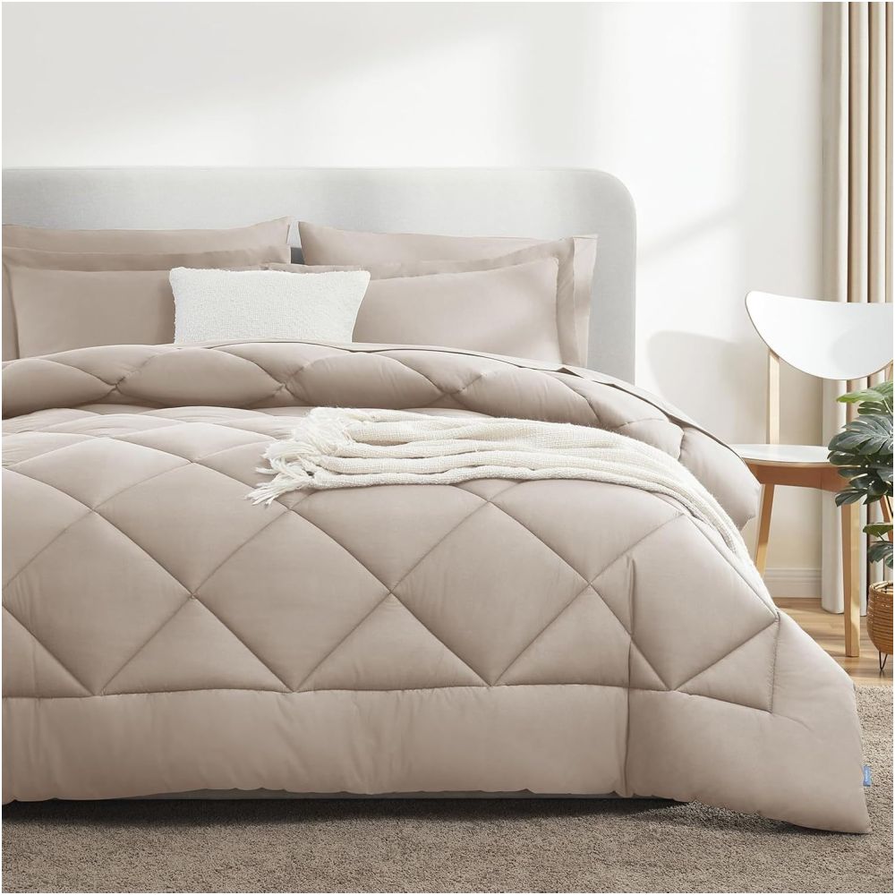 Nestfyhome Street-Chic Brushed Quilted Bedding Set – Modern 3 Piece Diamond Wave Duvet Cover, Solid Color Minimalist Comforter Cover for Urban Living & Contemporary Studio Decor